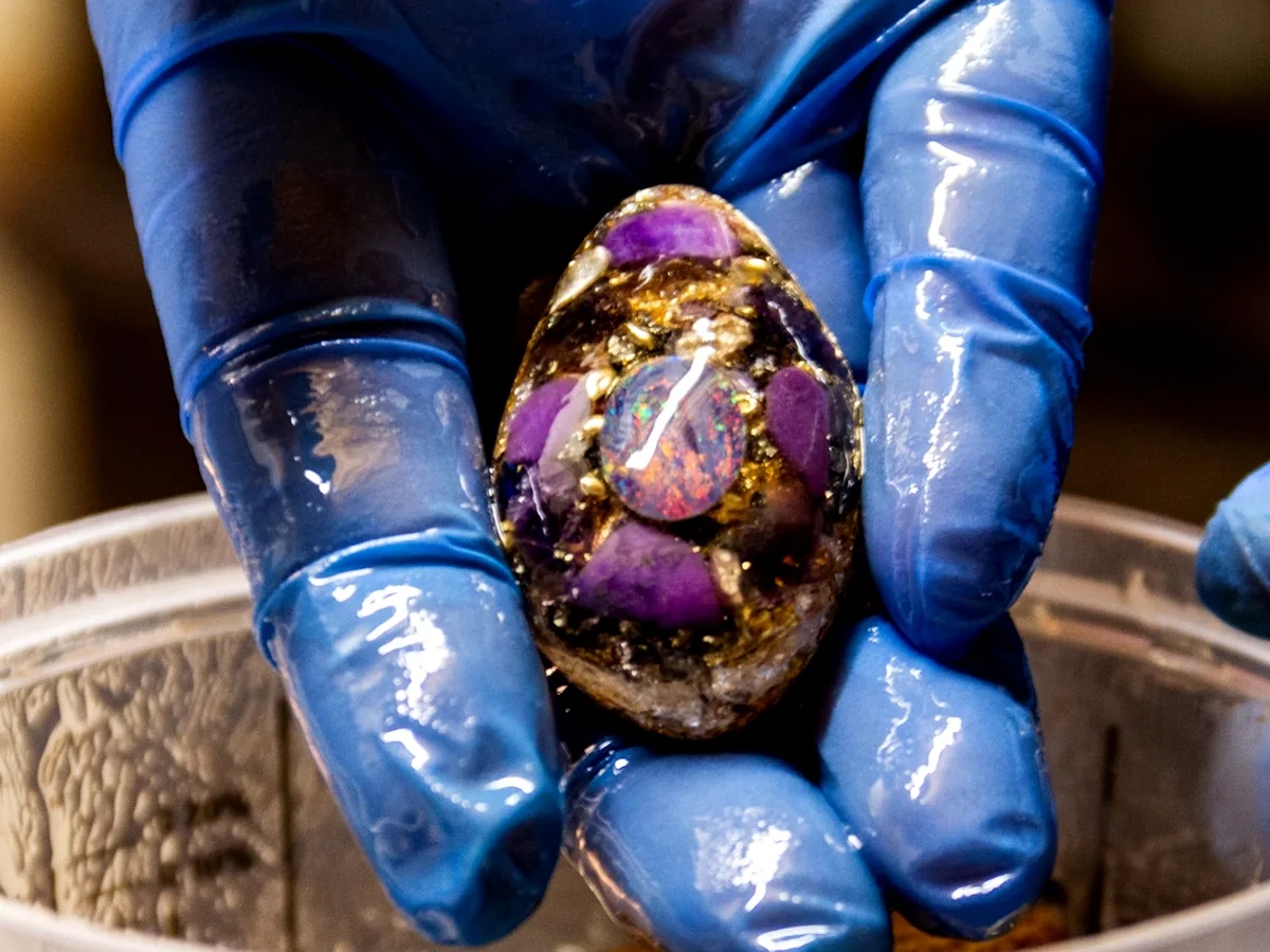 Resin casting of a PranaDrop Orgonite in the OZ Orgonite workshop